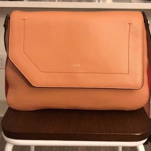 Bally Leather Crossbody bag